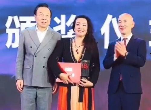 张兰最新爆料录音,豪门恩怨再掀波澜 第3张 张兰最新爆料录音,豪门恩怨再掀波澜 第3张